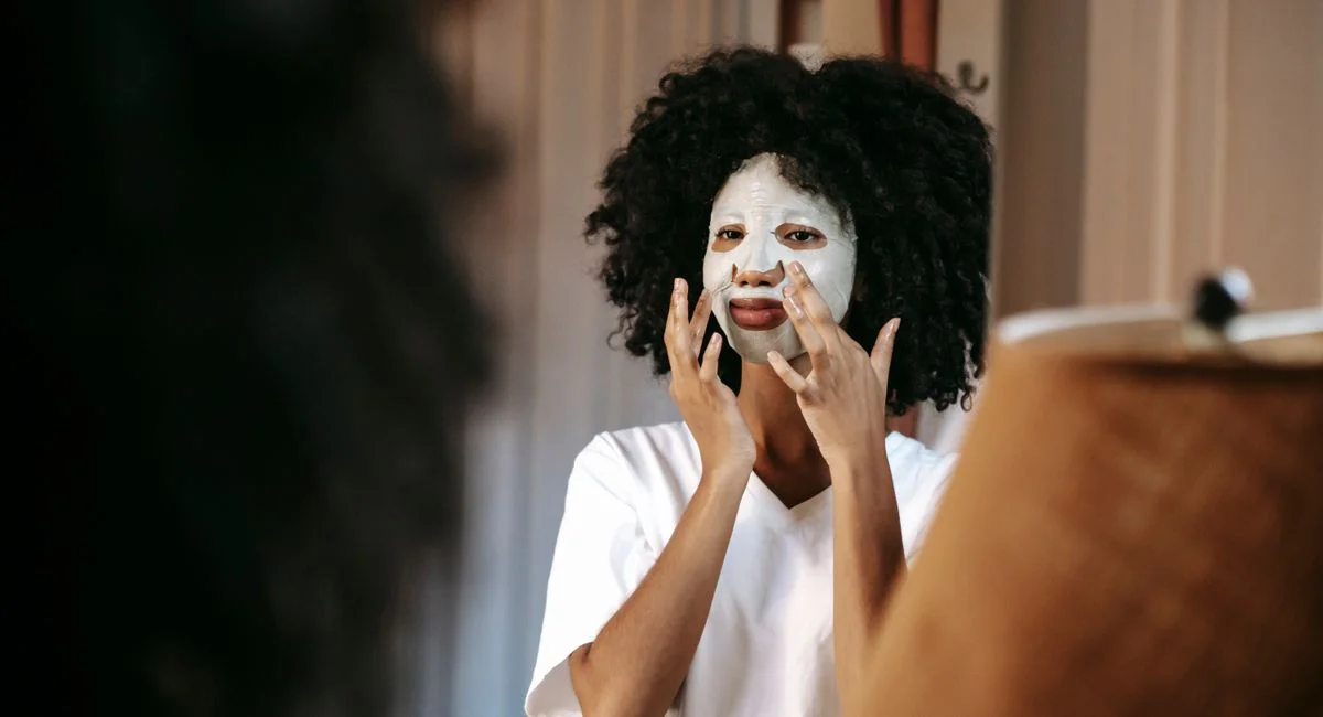 Quel avis dermatologue sur le masque LED visage ? démêler l'effet, le prix et le risque